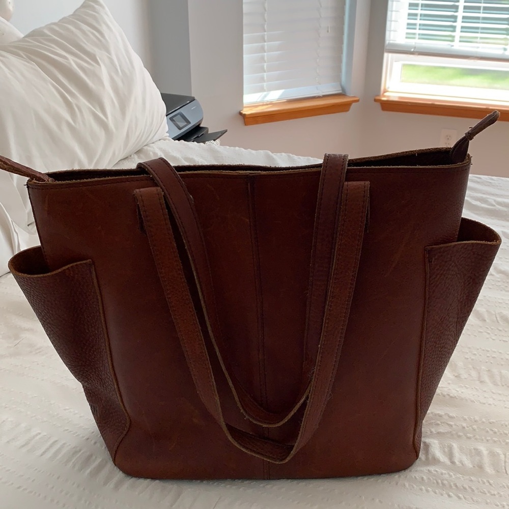 Duluth Trading Company Leather Tote